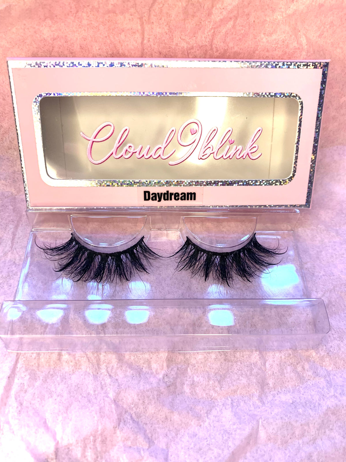 DayDream| 20MM Wispy Soft Curly Mink Lashes With Soft Spikes (NO BOTTOMS)
