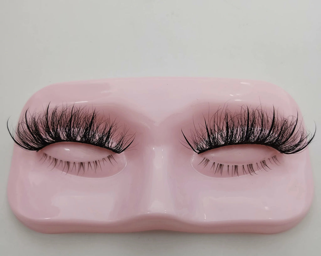 DayDream| 20MM Wispy Soft Curly Mink Lashes With Soft Spikes (NO BOTTOMS)